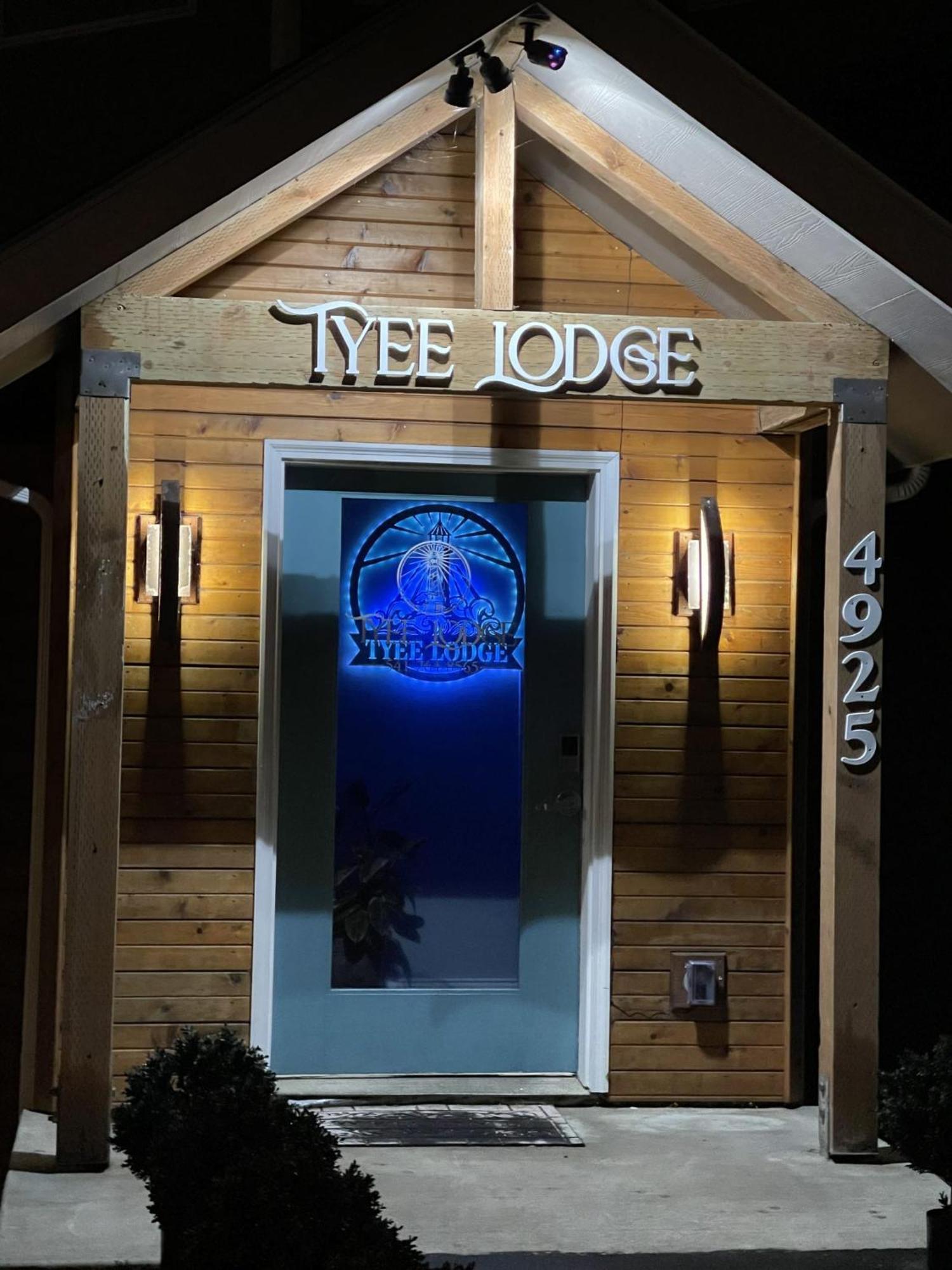 Tyee Lodge Bed And Breakfast Newport Exteriör bild