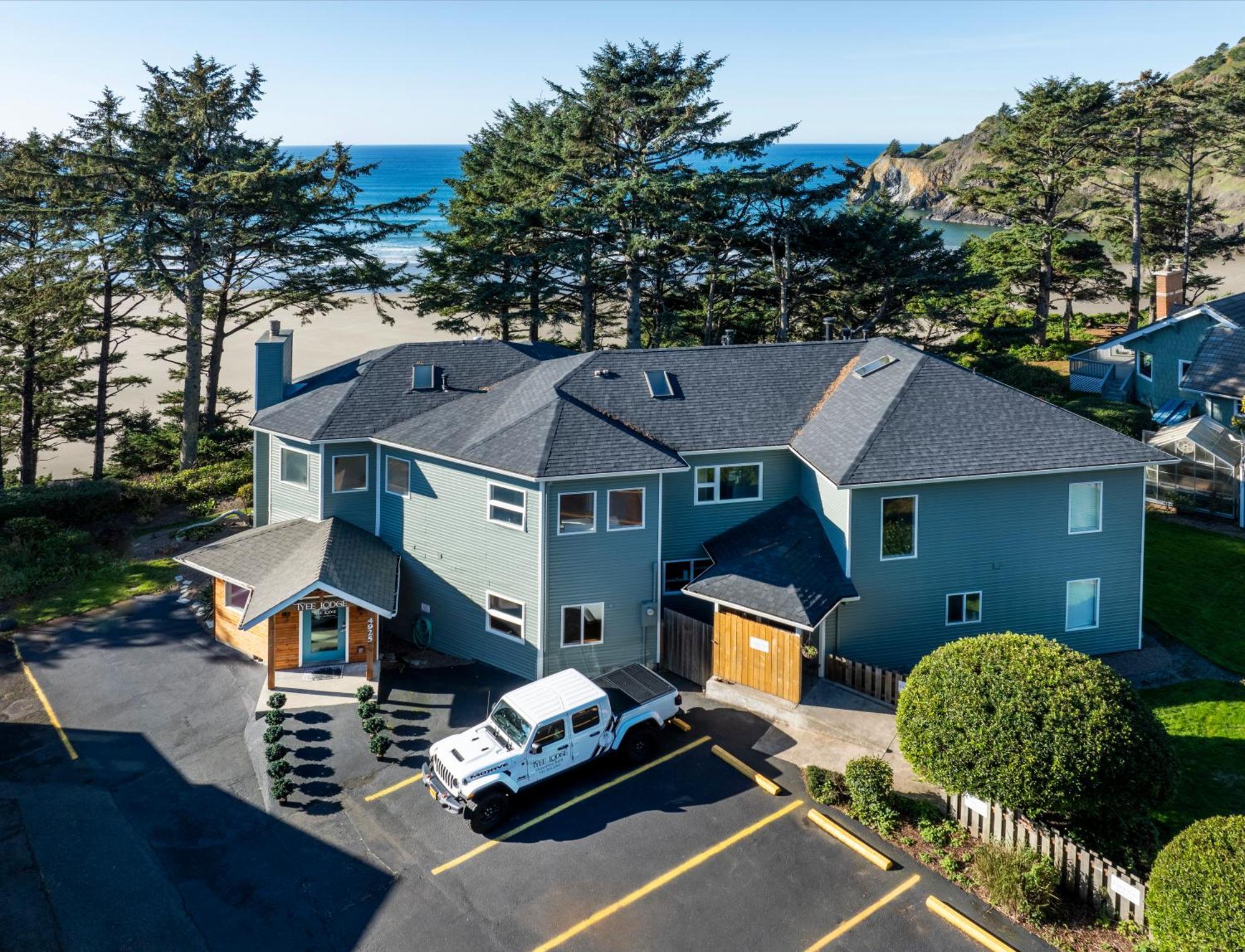 Tyee Lodge Bed And Breakfast Newport Exteriör bild